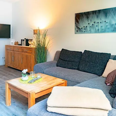 Apartamento Lena Mit Fahrstuhl Und Baecker Im Haus, Direkt An Der Flaniermeile Sellin (Rugen)